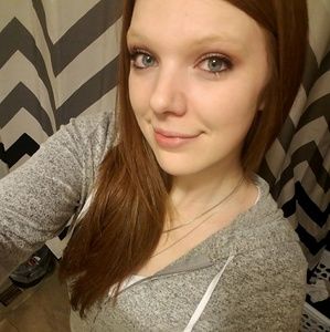 Meet your Posher, Jade